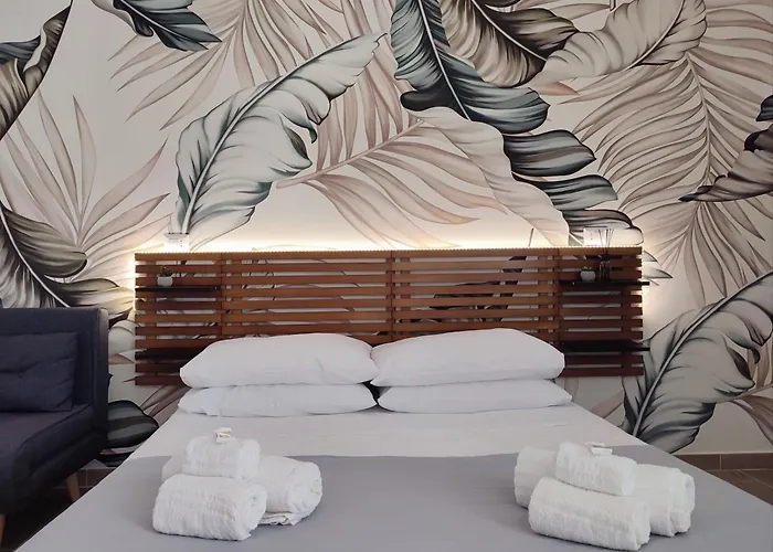 Apartamento Agli Acquedotti, Con Giardino Privato *