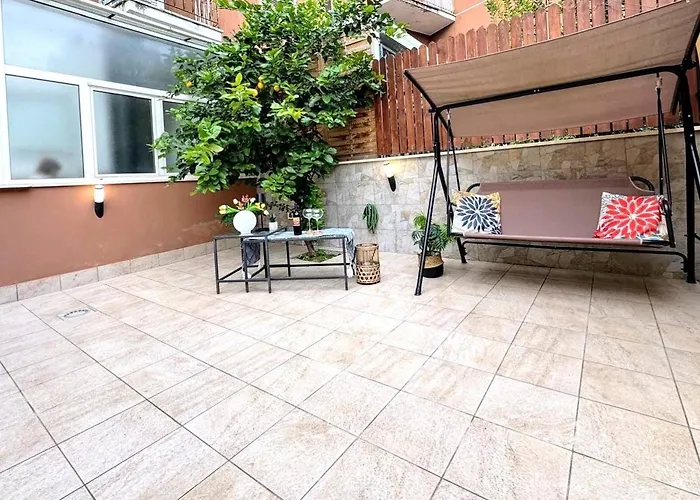 Apartamento Agli Acquedotti, Con Giardino Privato