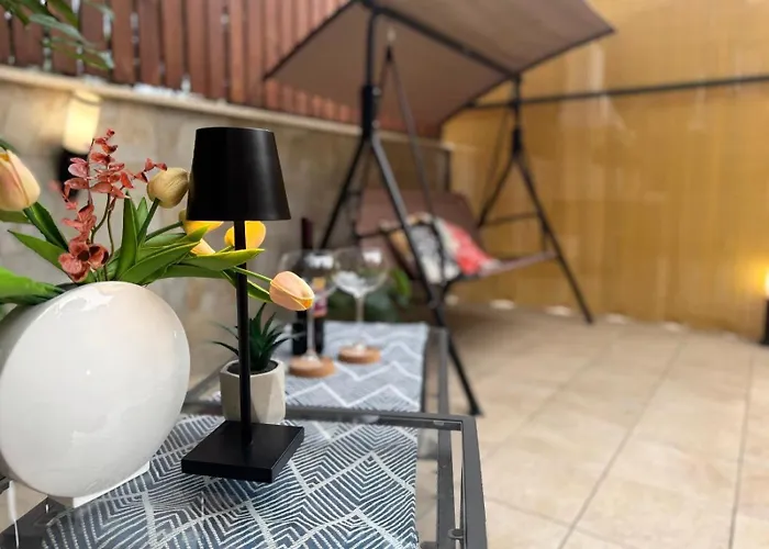 Agli Acquedotti, Con Giardino Privato Daire Roma
